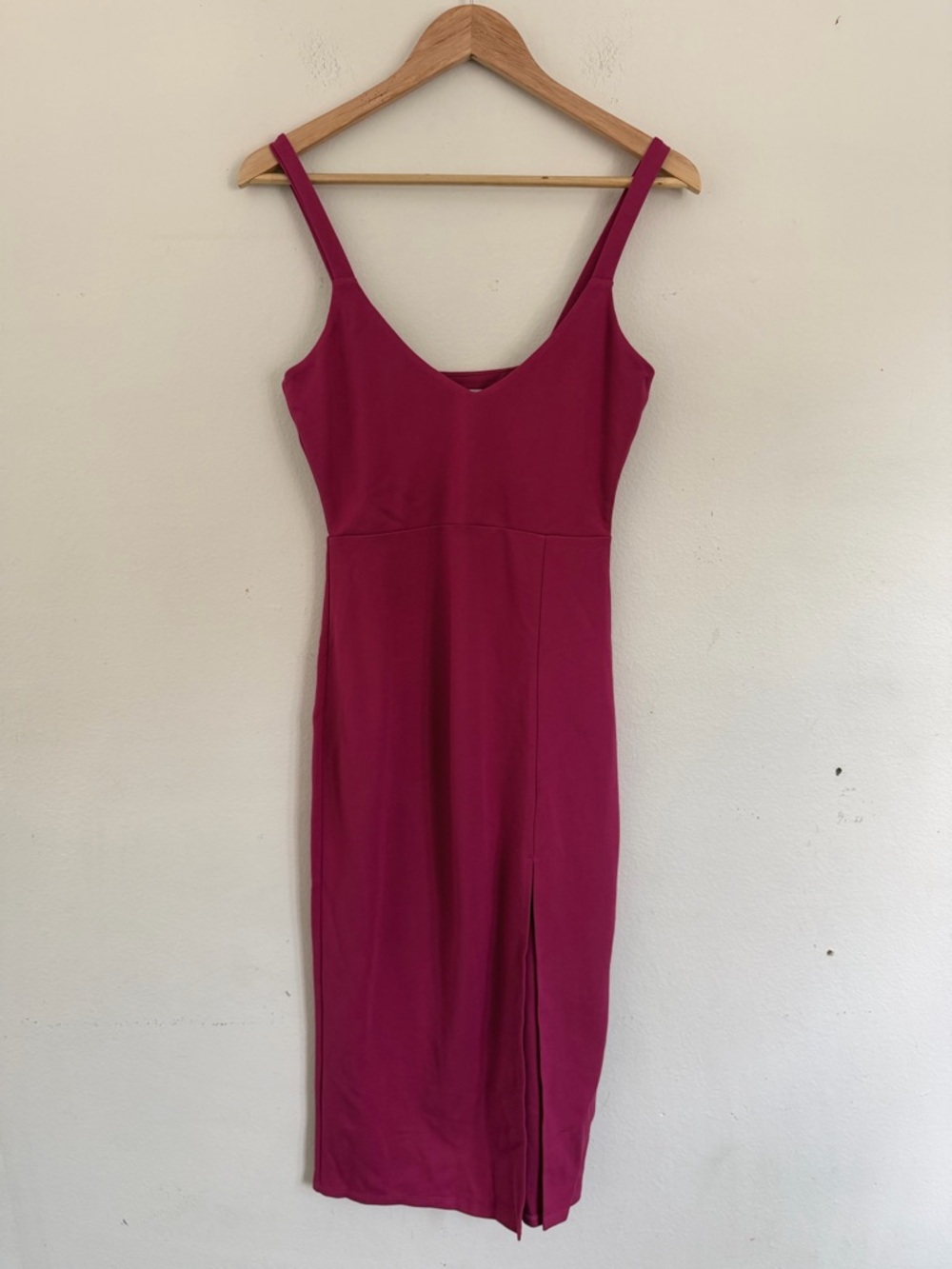 Lovers and Friends Lucie Midi Dress in Fuchsia Pink Side Slit Size Small - Picture 3 of 8